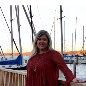 Meet your Posher, Kara